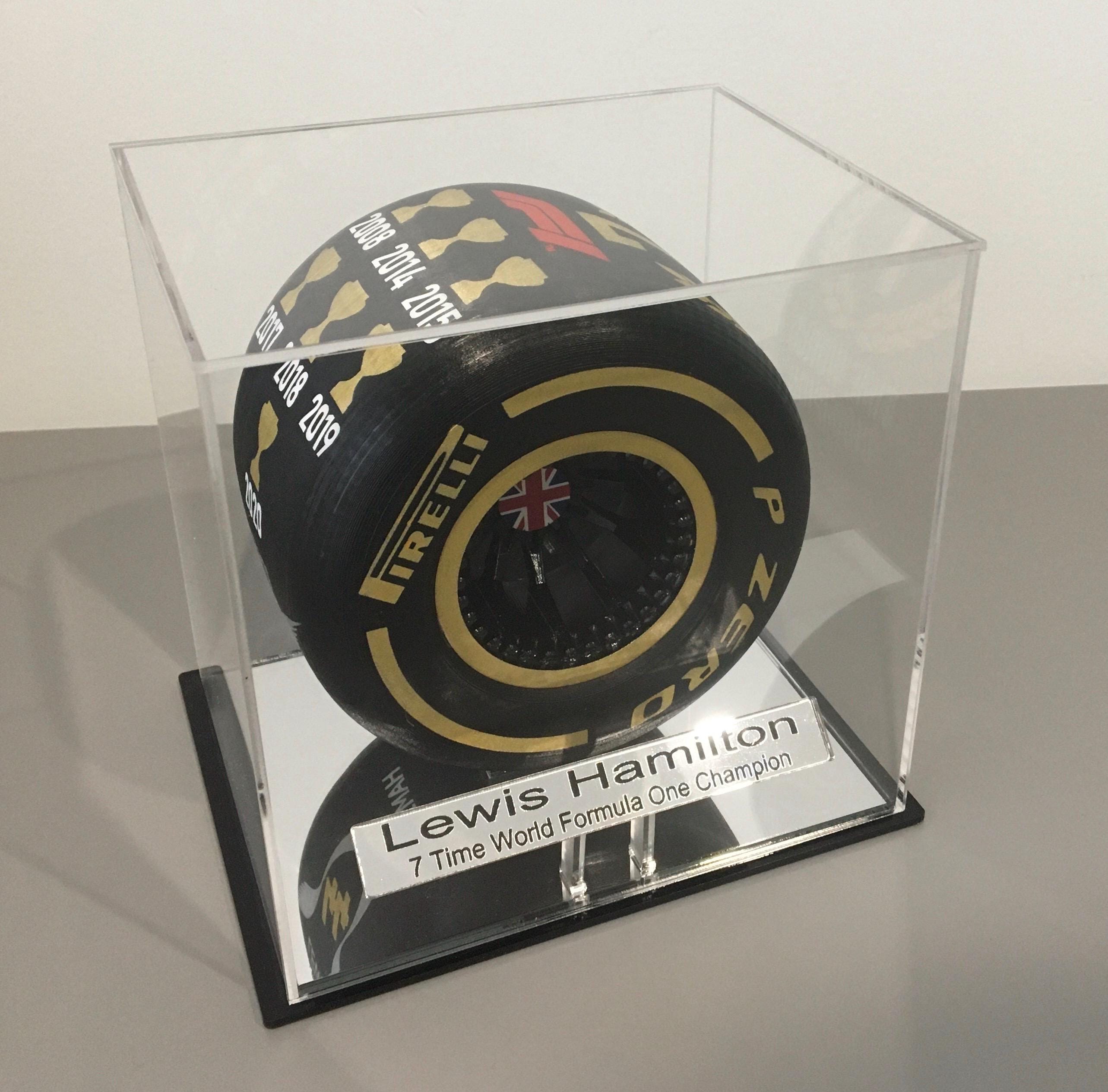 1/10th Lewis Hamilton GOLD 7 Time World Championship Tyre Award 2021 Display (Small)