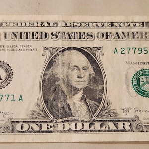 2017A Series Dollar Bill Fancy Serial Number (4 of a Kind) Every 2 Numbers has a 7- 27795771 (27-79-57-71)