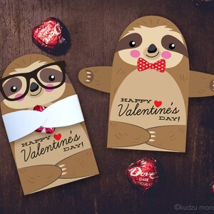 Niedlicher Faultier-Klassenzimmer-Süßigkeiten-Halter-Valentinstag-Schokoladenhalter-Hipster-Brille niedliches Tier-individuelle Süßigkeiten-Valentinstag-Karte