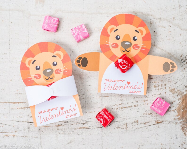 Printable cute Lion Candy or gift Hugger valentines animals image 1