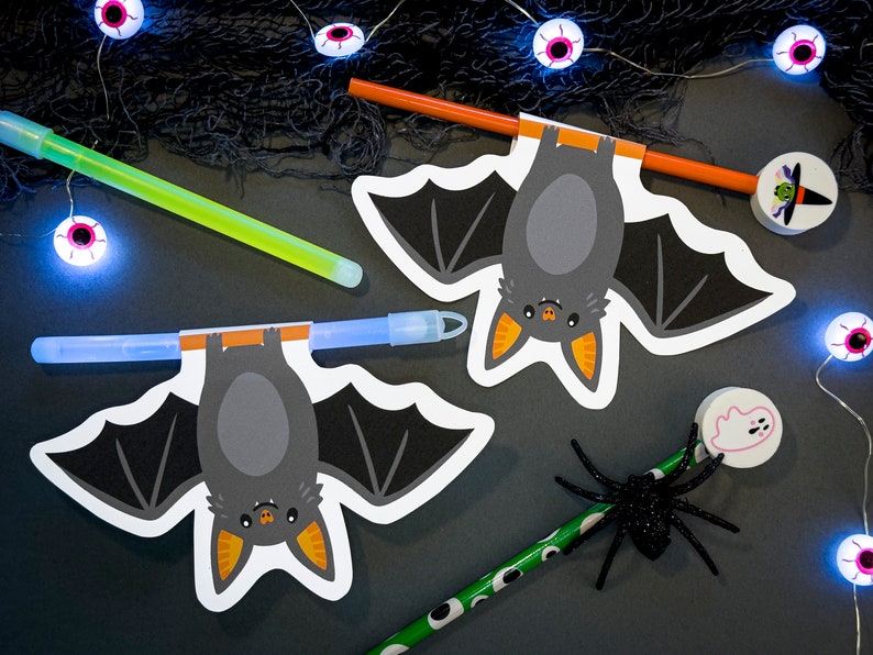 Printable Cut Bat Halloween Hugger Cards  Glow stick Glow image 1