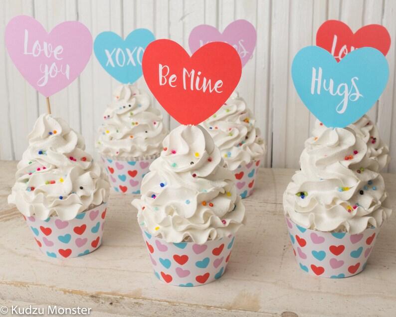 valentines-cupcake-wrappers-and-cupcake-toppers-for-etsy