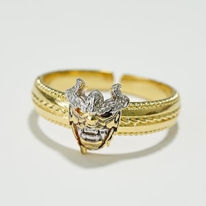 EXCLUSIVE Handmade Valorant Oni Mask Ring, Unique Silver/Gold Signet Jewelry, Custom Valorant Cosplay Accessory and Gift for FPS Fans