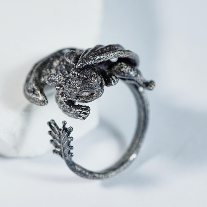 EXCLUSIVE Toothless Rings, Handmade How to Train Your Dragon Jewelry in ...