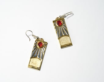 PREMIUM Handmade Demon Slayer Hanafuda Earrings, Gold/Silver Rising Sun Jewelry for Tanjiro Cosplay, Anime-Inspired Collectible Accessory
