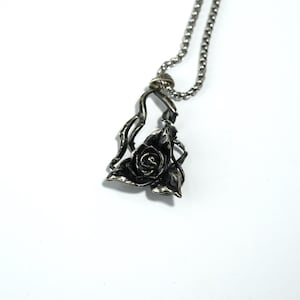 EXCLUSIVE Fanmade Arc Rose Pendant, Valorant-Inspired Vyse Necklace, Handmade Silver 950 Gaming Jewelry, Cosplay Accessory & Gamer Gift
