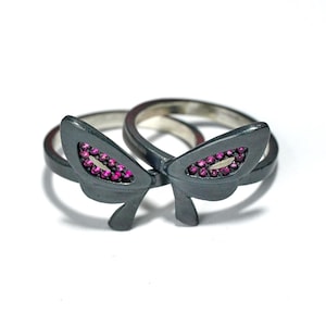 EXCLUSIVE Clove Butterflies Ring - Sterling Silver 950 Valorant Jewelry, Unique Gaming Accessory for Cosplayers & Collectors