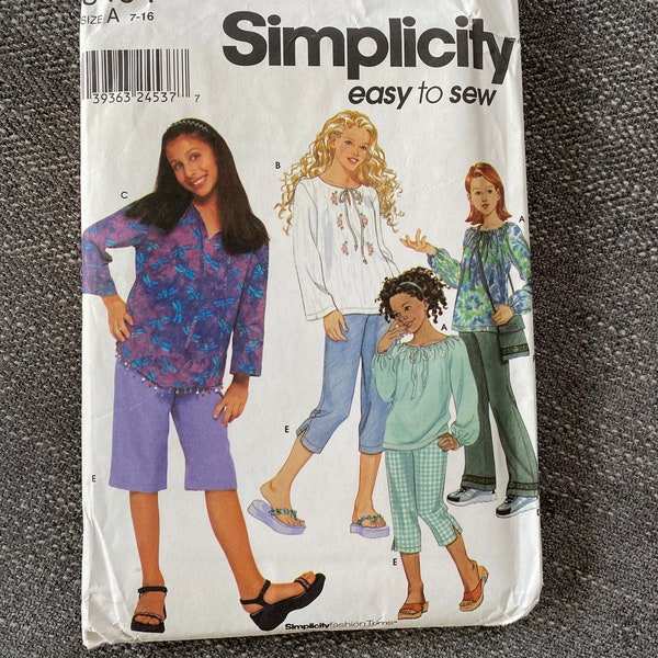 Simplicity 9494 sewing pattern, girls outift sewing pattern, top and pants sewing pattern, retro pattern with directions, early 2000s style