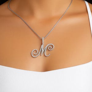 Collar personalizado con inicial cursiva A-Z, colgante de circonita cúbica helada, regalo con nombre personalizado, joyería brillante de hip hop, cadena de oro y plata para hombres y mujeres.