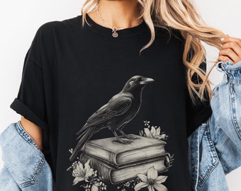 Gothic Raven T-shirt Books Dark Academia Tee Edgar Poe Mystic Shirt Vintage Design Short Sleeve Grunge Bird Tshirt Urban Victorian Clothing