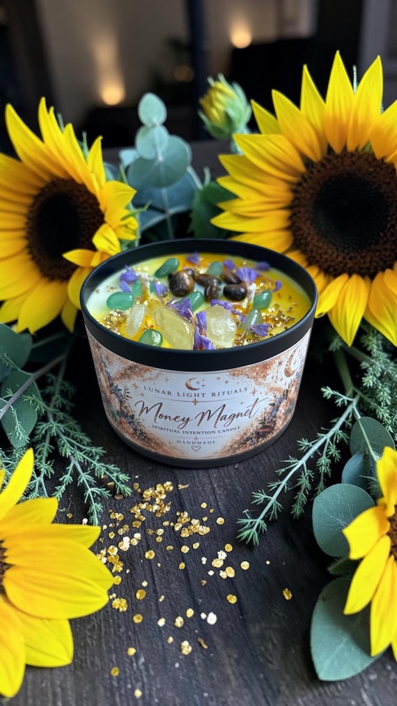 MONEY MAGNET -  Candle for Abundance, Wealth Manifestation, and Prosperity – Citrine, Green Aventurine & Tiger’s Eye Crystals