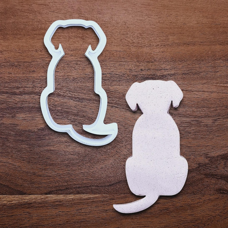 Dog-shaped cookie cutter made from compostable bioplastic, ideal for baking full-sized dog treats, fondant crafts, or clay projects.