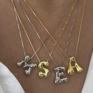 Collar con letra de burbuja gruesa, collar con letra para novia, collar con monograma de letra de burbuja, joyería con nombre, joyería con letra de burbuja para niña