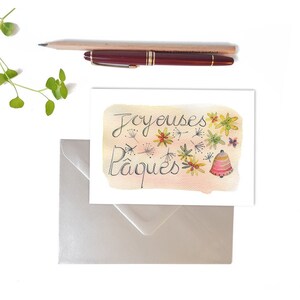 Carte Joyeuses Pâques illustrée à l'aquarelle de motifs fleurs et cloche, Carte de voeux romantique aux tons pastels, Livraison gratuite