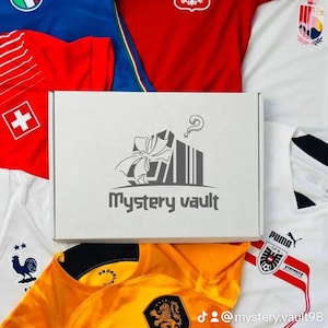 Adults Mystery Football Shirt Box