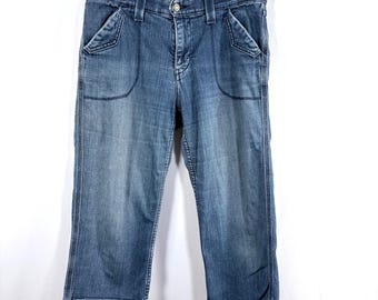 Vintage Levis Capri Jeans Blue Medium Wash Patch Pocket Stretch Size 12