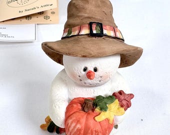 NWB VTG Sarahs Attic SnowWonders Snowman Figurine November Pumpkin Leaves 1998