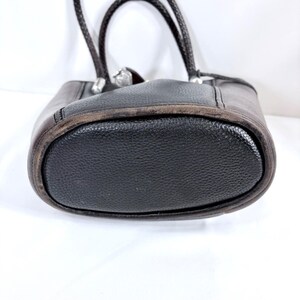 Brighton Gigi bucket bag Black Brown Leather Heart Hardware Braided Straps image 7