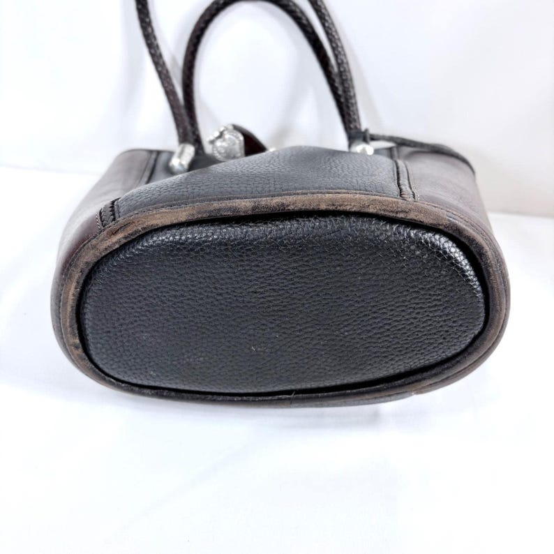 Brighton Gigi bucket bag Black Brown Leather Heart Hardware Braided Straps image 7