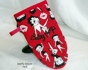 Oven mitt - Betty Boop - adult size -  either hand - handmade to order