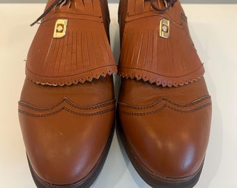 Zapatos de golf vintage FootJoy Classics Kiltie Derby Medallion Wingtip para hombre, talla 9 y media D