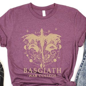 Viertes Flügel-Shirt Bookish Comfort Colors, Basgiath War College Dragon Tee, Rebecca Yarros Lesergeschenk, Violet Sorrengail Merch