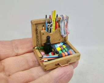 Boîte de miniatures pour artiste à l'échelle 1:12