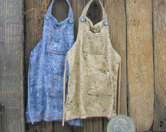 Pair of Mini Work Aprons  1:12 scale