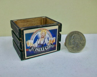 Mini Crate - St. Pauli Girl  1:12 scale