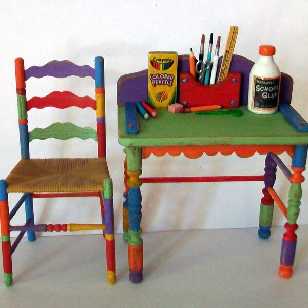 Child's Desk and Chair  1:12 scale