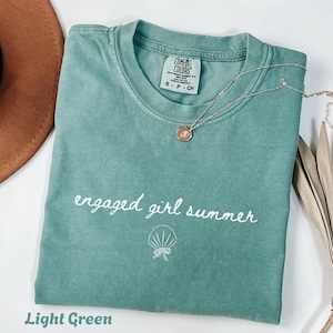 Engaged Girl Summer Comfort Colors Shirt, Future Mrs T-shirt for Bride To Be, Wedding Engagement Gift for Fiancee, Summer Bridal Beach Tee