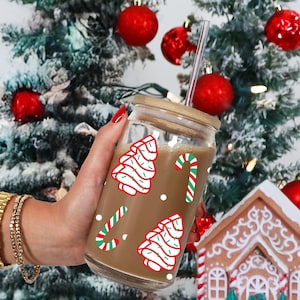 Christmas Iced Coffee Cup, Christmas Cake Glass Cup with Lid and Straw, Christmas Glass Cup, 16 oz Iced Coffee Cup, Beer Can Glass
