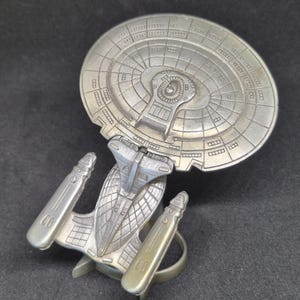 Star Trek USSEnterprise NCC1701 D mit Untertassen Trennung Zinn Vintage Sammlerstück (Rawstift)
