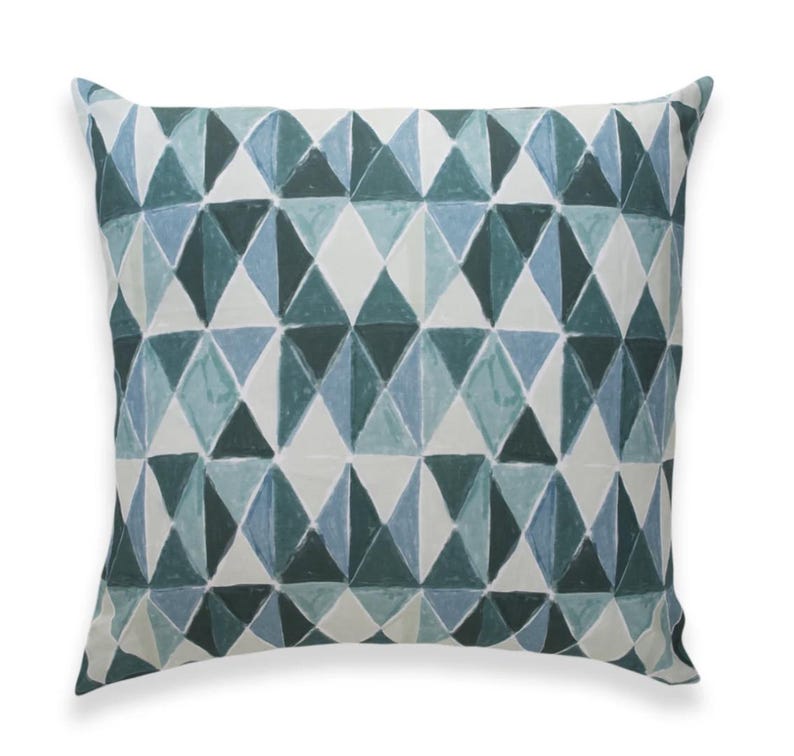Lulie Wallace Mae Pillow