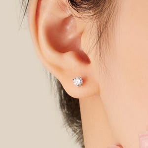 14K White Gold 0.5ct Lab Grown Diamond 3-Prong Solitaire Stud Earrings | Minimalist Hypoallergenic Personalized Daily Gift Jewelry | MZ281