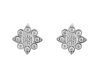 14 kt witgouden natuurlijke diamanten bloemvorm oorknopjes | Minimalistische hypoallergene natuursieraden | MZ71641