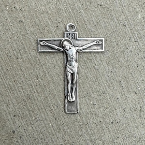 Beautiful Heavy French Antique Vintage Silver Crucifix Cross Catholic Religious Pin Brooch Broach
