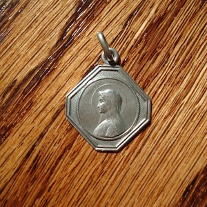 Antique Vintage French Sterling Silver Portrait of the Holy Virgin Mother Mary Medal Necklace Pendant