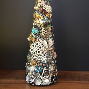 Vintage jeweled tree image 2