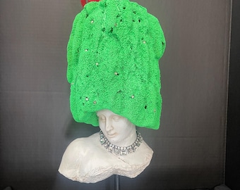 Bust with organic sea sponge head (purple)