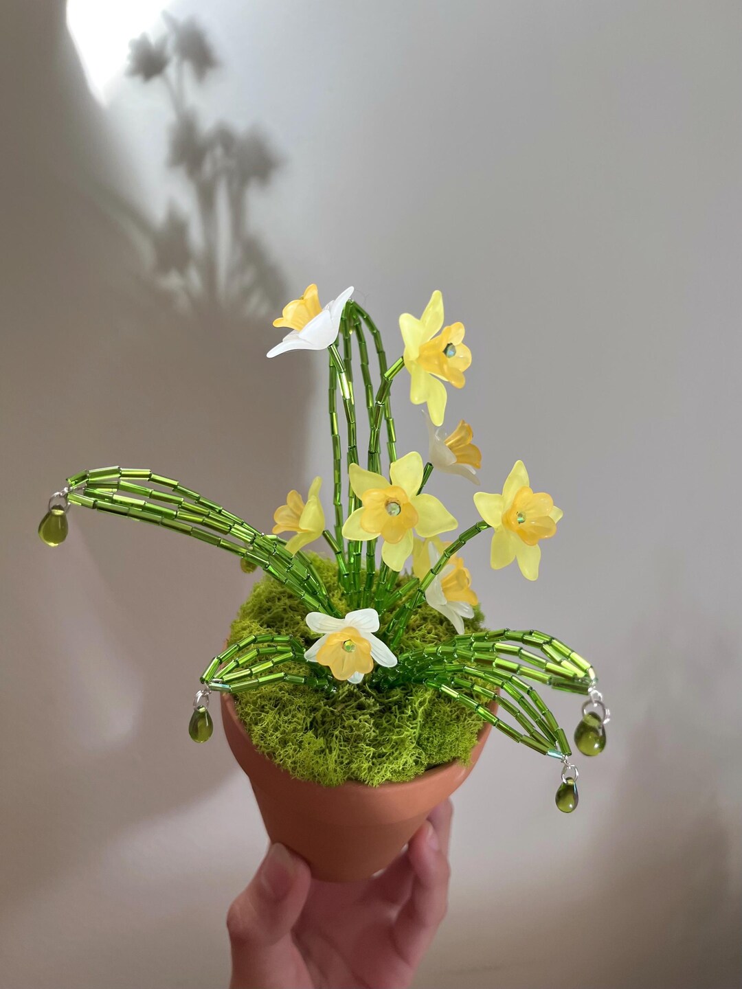 【新品】ビーズフラワー　水仙　ハンドメイド　インテリア　花 新品】ビーズフラワー 水仙 ハンドメイド インテリア 花 【公式通販】