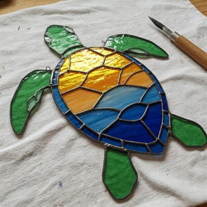 Sea Turtle Stained Glass Pattern, Turtle Glass Suncatcher Home Decor Pattern, Modern Suncatcher, DIY Stained Glass, Sea Animal Lover