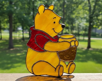Winnie The Pooh Stained Glass Pattern, Winnie The Pooh With Honey Bee Glass Suncatcher Pattern, Modern Suncatcher, DIY Stained Glass