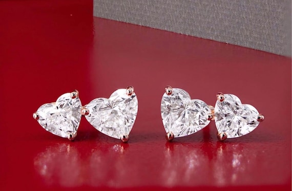 Lab-grown heart shaped diamond earrings in 14k solid gold