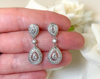 Teardrop Cubic Zirconia Rhinestone CZ Crystal Bridal Wedding Prom Formal Dangle Drop Silver Earrings