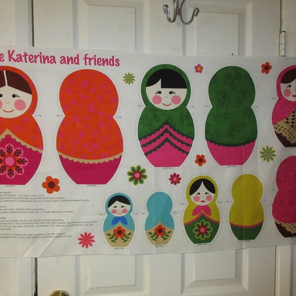 Panel - Nesting Doll panel designed by Greta Lynn for KANVAS called Little Katerina - 5 dolls