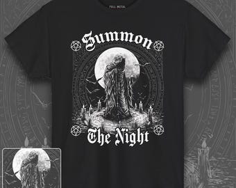 Summon The Night T-shirt - print op voorkant | Gotisch horrorshirt | Occult Dark Art-T-shirt | Figuurritueel shirt met capuchon | T-shirt met afbeelding van hekserij