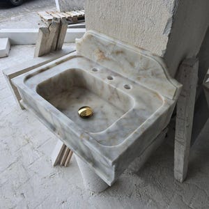 Handmade Calacatta Viola Marble Sink: Floating Vanity with Backsplash