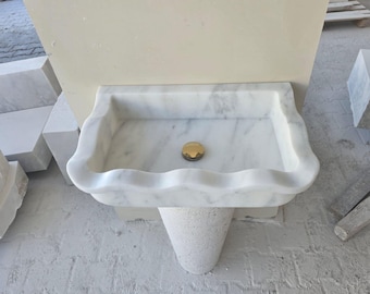 Lavabo de pared de mármol tallado a mano, lavabo de tocador para baño con desagüe dorado.