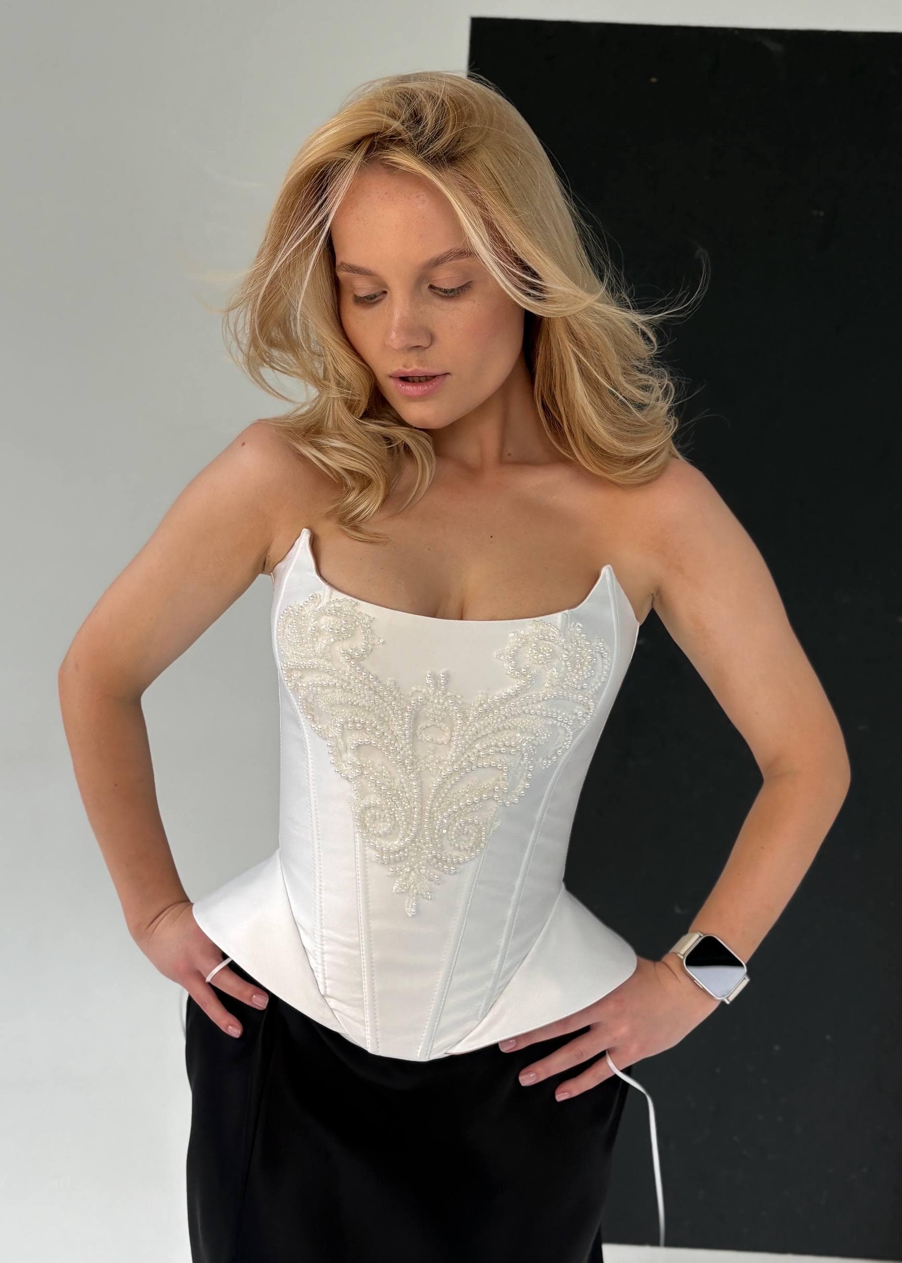 White Harness Corset - Etsy Canada